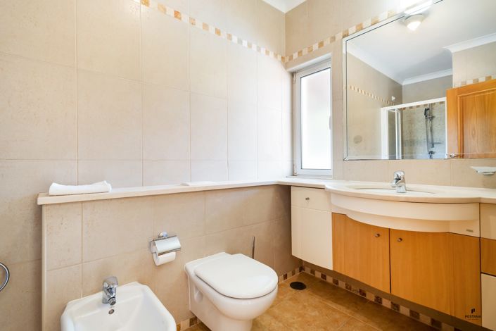 Image No.13-4 Bed Villa for sale