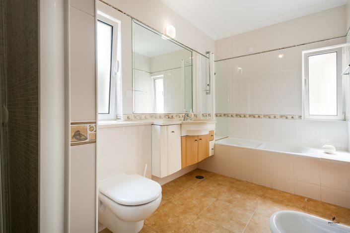 Image No.16-4 Bed Villa for sale