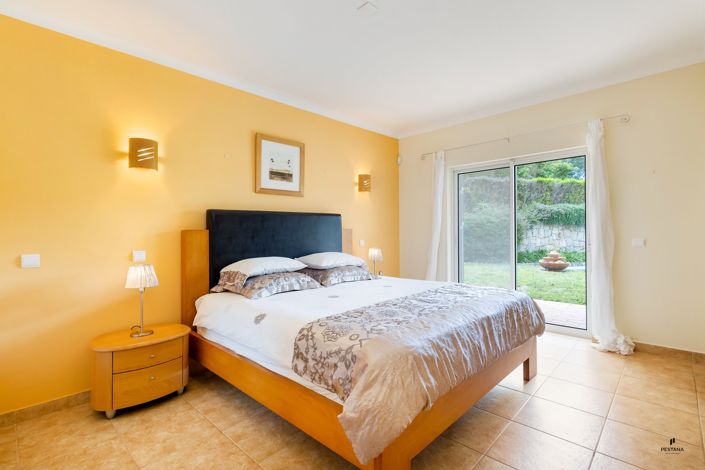 Image No.4-4 Bed Villa for sale