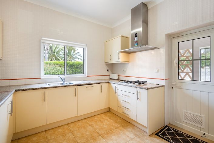 Image No.6-4 Bed Villa for sale