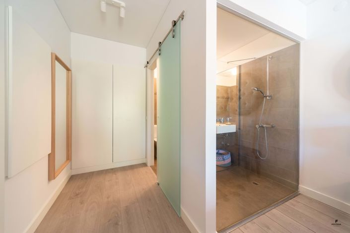 Image No.9-3 Bed Apartment for sale