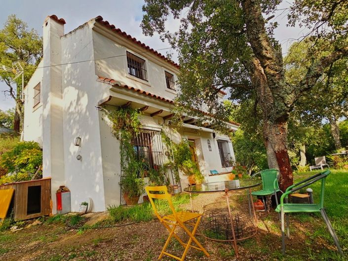 Image No.2-2 Bed Property for sale