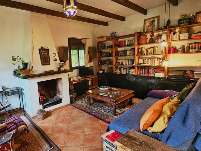 Image No.8-2 Bed Property for sale