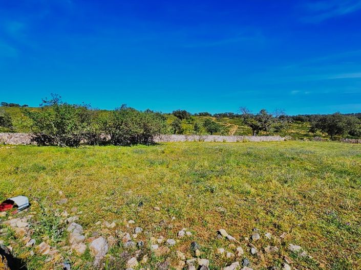 Image No.28-4 Bed Property for sale