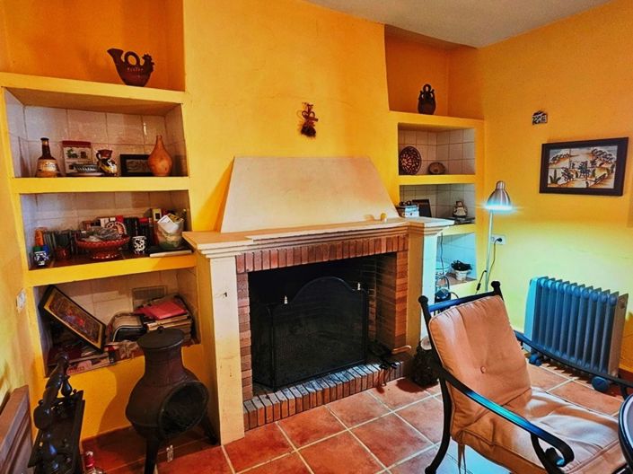 Image No.13-5 Bed Property for sale