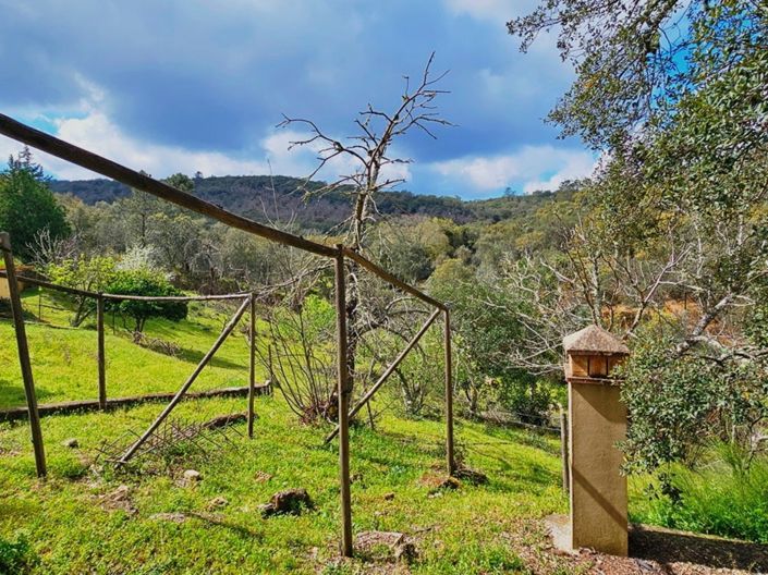 Image No.44-5 Bed Property for sale