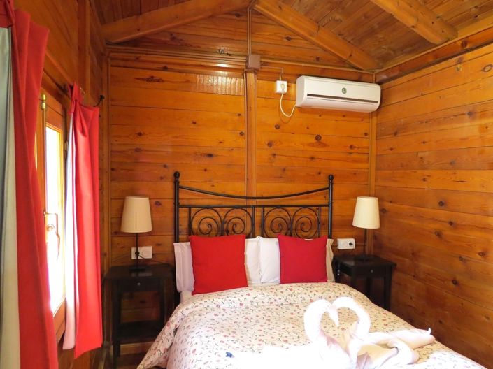 Image No.25-5 Bed Property for sale