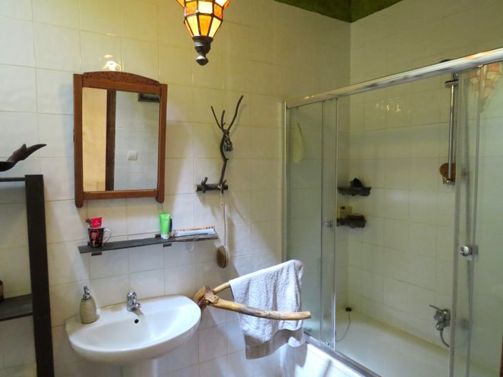 Image No.20-3 Bed Property for sale