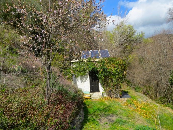 Image No.24-3 Bed Property for sale