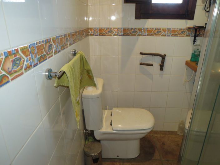 Image No.35-3 Bed Property for sale