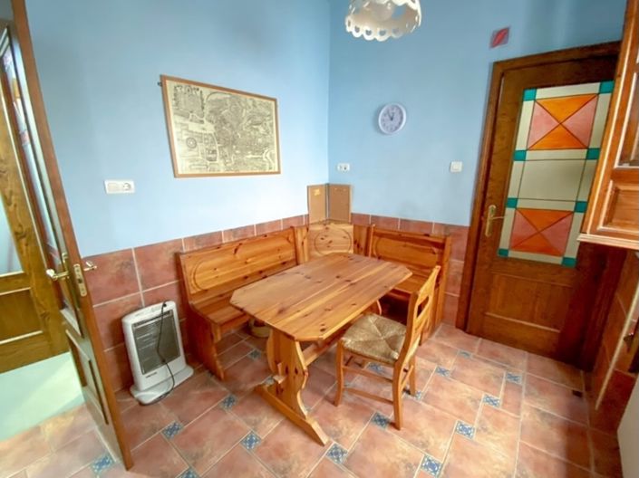 Image No.23-1 Bed Property for sale