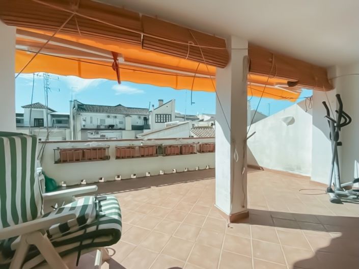 Image No.27-1 Bed Property for sale