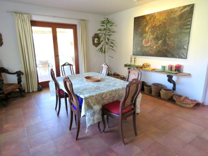 Image No.21-4 Bed Property for sale