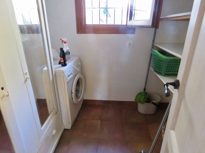 Image No.25-4 Bed Property for sale