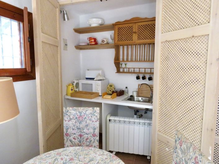 Image No.48-4 Bed Property for sale