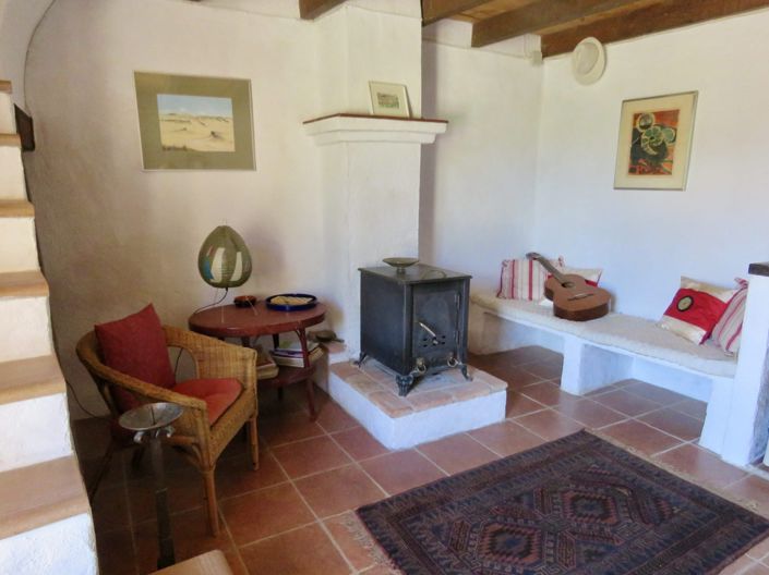 Image No.28-6 Bed Property for sale