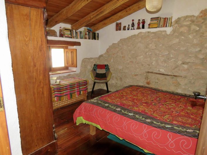 Image No.37-6 Bed Property for sale