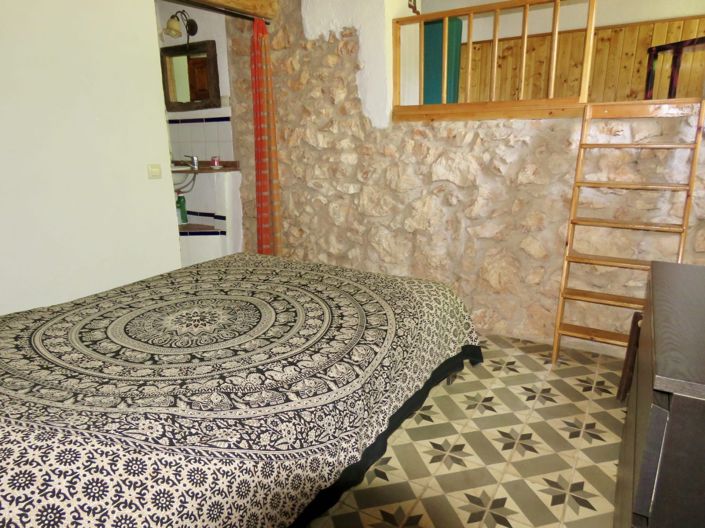 Image No.50-6 Bed Property for sale