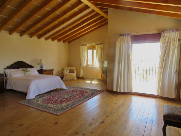 Image No.43-5 Bed Property for sale