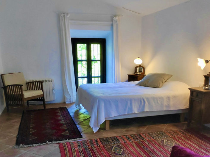 Image No.23-12 Bed Property for sale