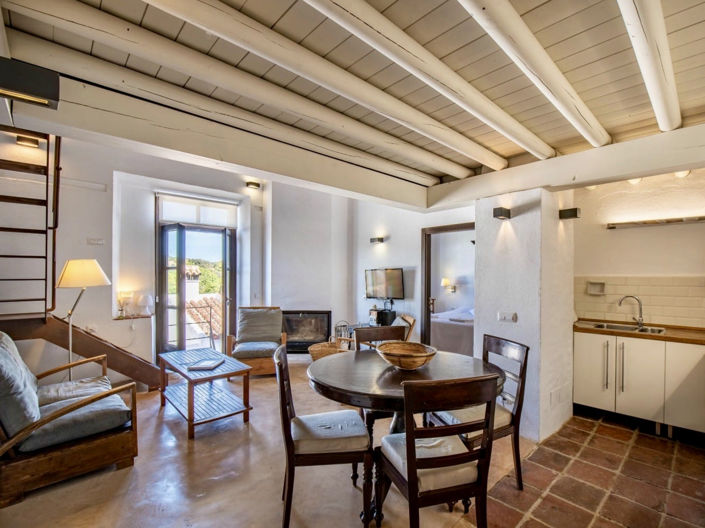 Image No.39-12 Bed Property for sale