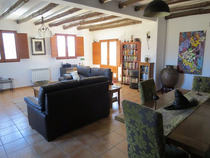 Image No.14-4 Bed Property for sale