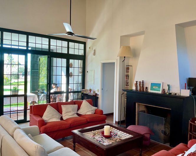 Image No.8-5 Bed Property for sale