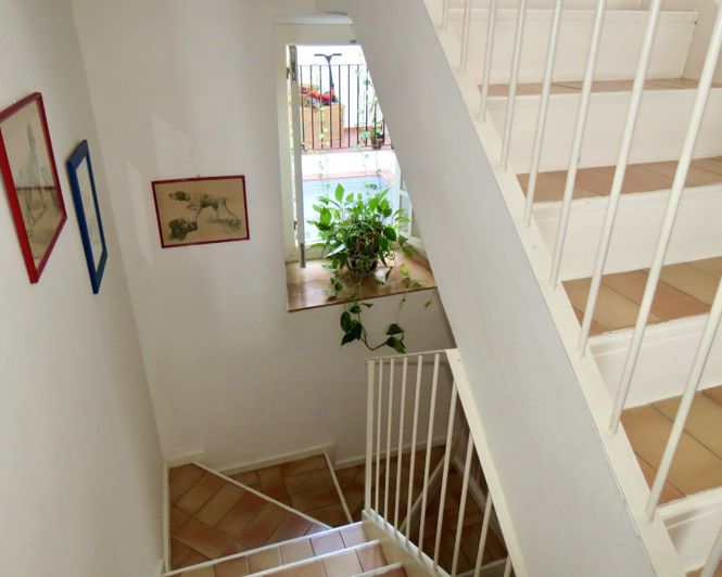 Image No.33-4 Bed Property for sale