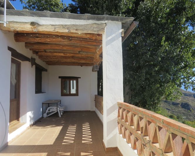 Image No.38-3 Bed Property for sale