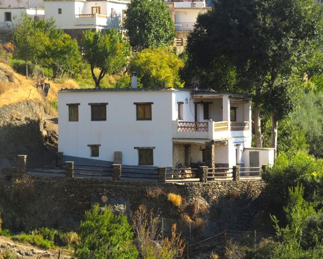 Image No.5-3 Bed Property for sale