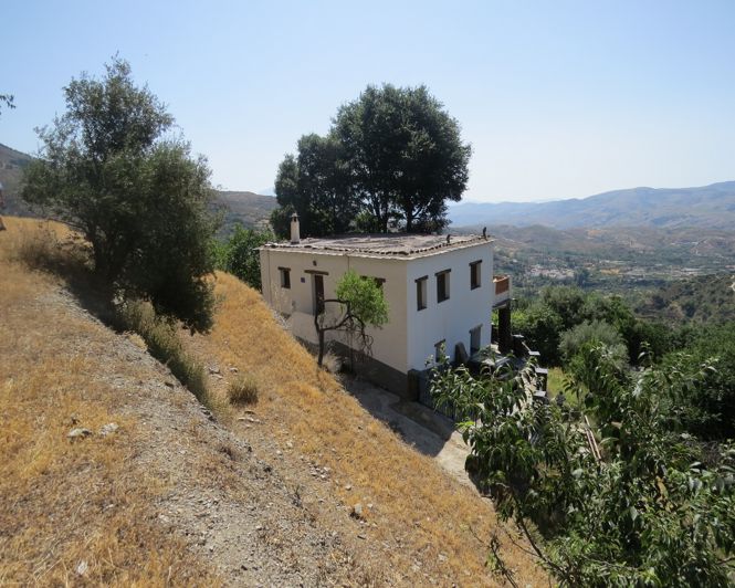 Image No.8-3 Bed Property for sale