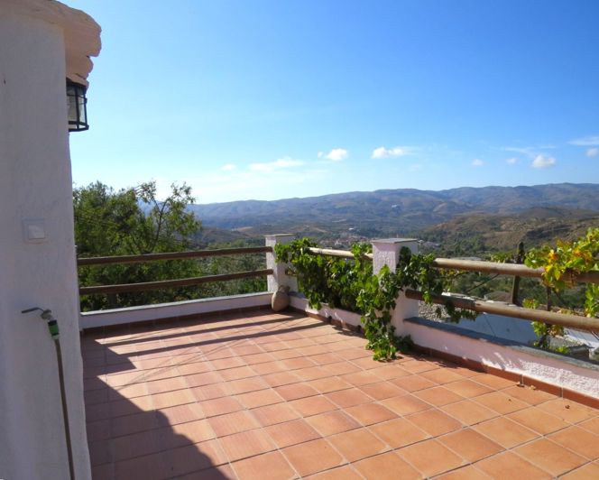 Image No.1-3 Bed Property for sale