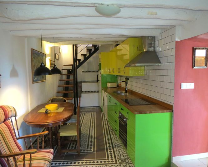 Image No.16-3 Bed Property for sale