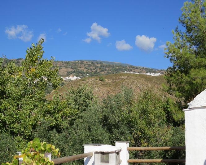 Image No.5-3 Bed Property for sale