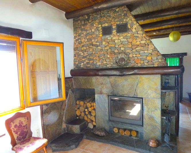 Image No.20-3 Bed Property for sale