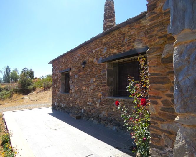 Image No.5-3 Bed Property for sale