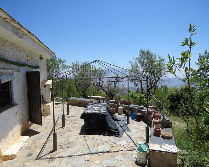 Image No.16-2 Bed Property for sale