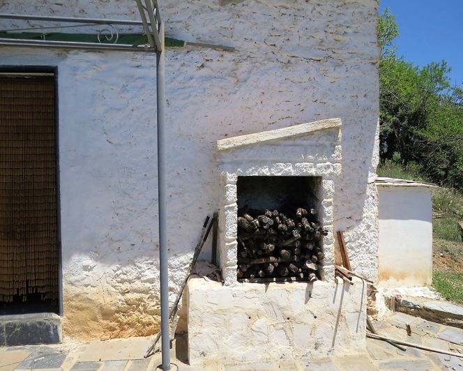 Image No.17-2 Bed Property for sale