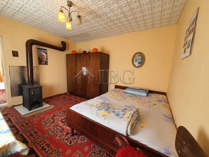 Image No.4-2 Bed House for sale