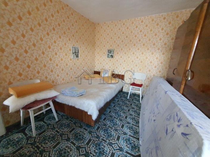 Image No.6-2 Bed House for sale