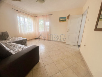2-bedroom-house-close-to-balchik-and-the-sea-