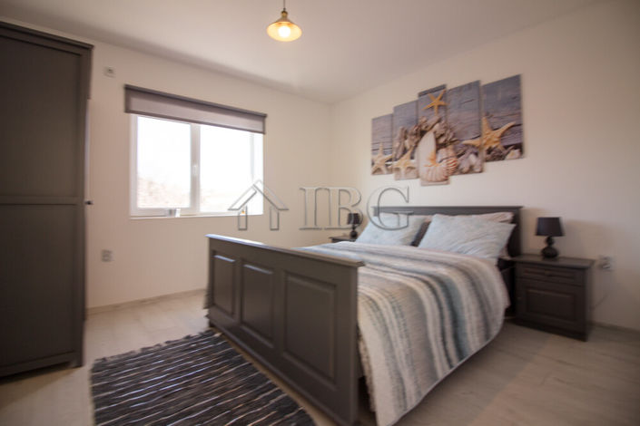 Image No.11-4 Bed House for sale