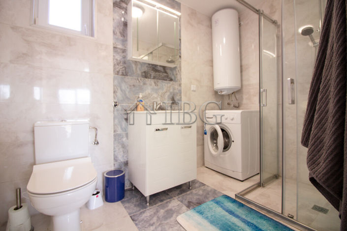 Image No.19-4 Bed House for sale