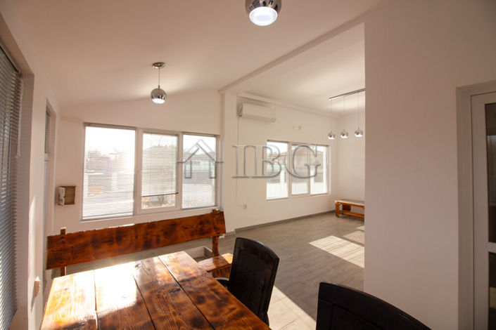 Image No.6-4 Bed House for sale