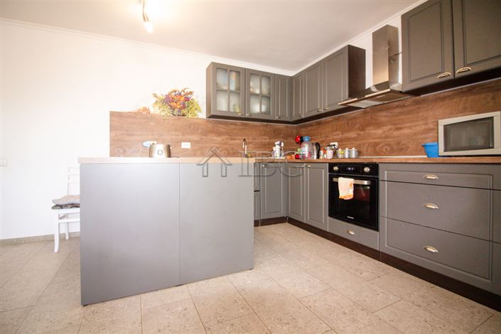 Image No.15-4 Bed House for sale