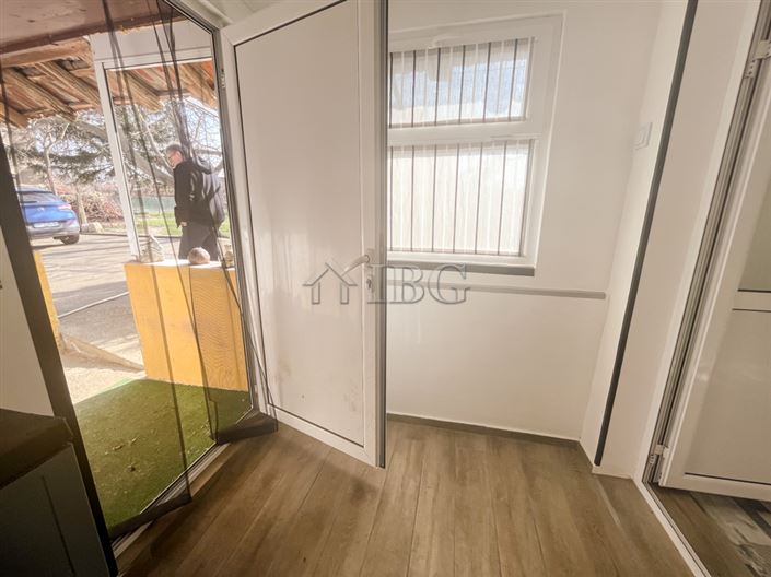 Image No.10-7 Bed House for sale