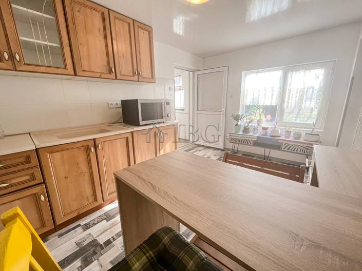 Image No.12-7 Bed House for sale