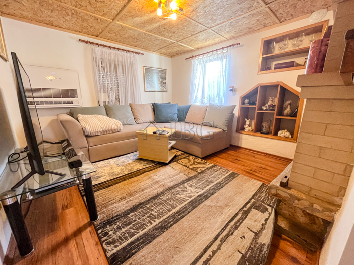 Image No.26-7 Bed House for sale