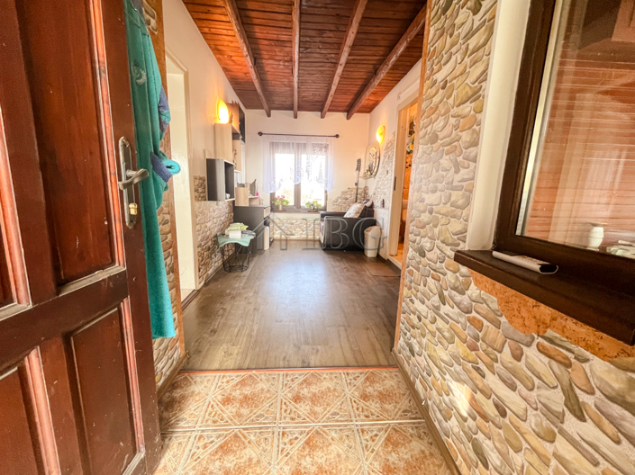 Image No.31-7 Bed House for sale