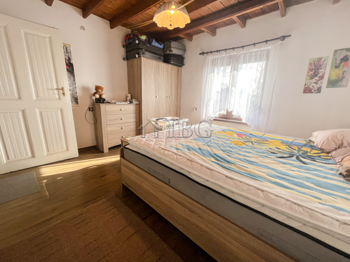 Image No.37-7 Bed House for sale